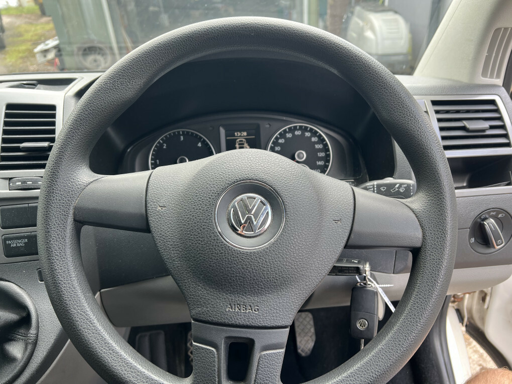 Volkswagen Transporter T30 Tdi Pv Highline Bmt Beige #29