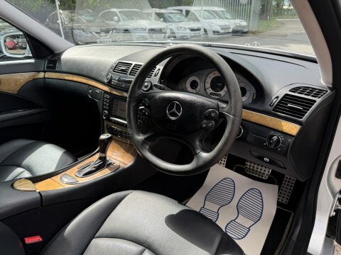 Mercedes-Benz E Class 3.0 E320 Cdi Sport Estate G-tronic 215 Black #18