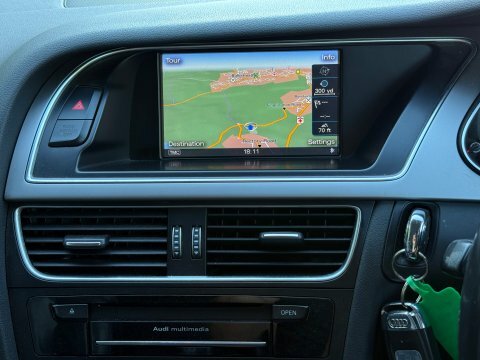 Audi A4 Avant Tdi Quattro Se  #4