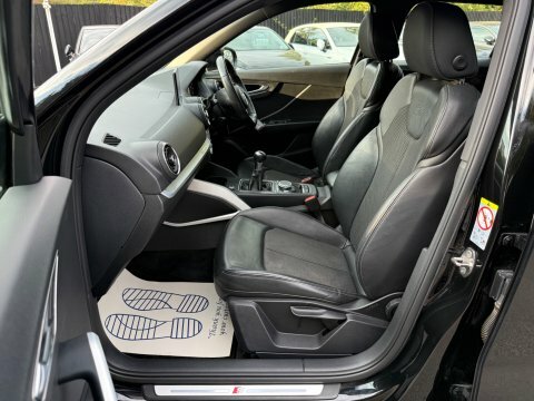 Audi Q2 Tfsi S Line GL20RUR Black #3