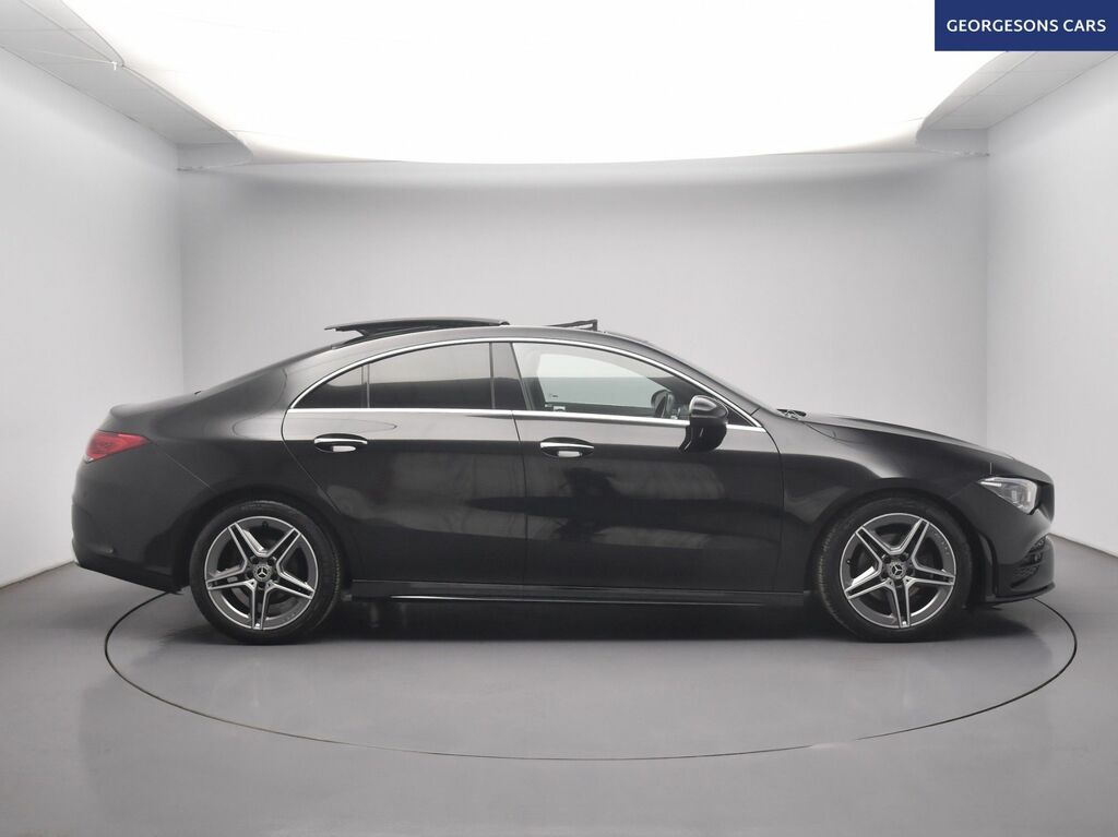 Mercedes-Benz CLA Class Cla180 Amg Line Premium Black #5