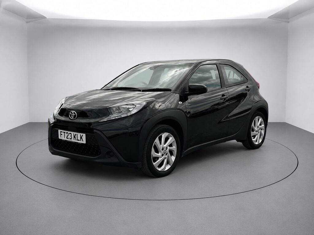 Toyota Aygo X Vvt-i Pure Hatchback Black