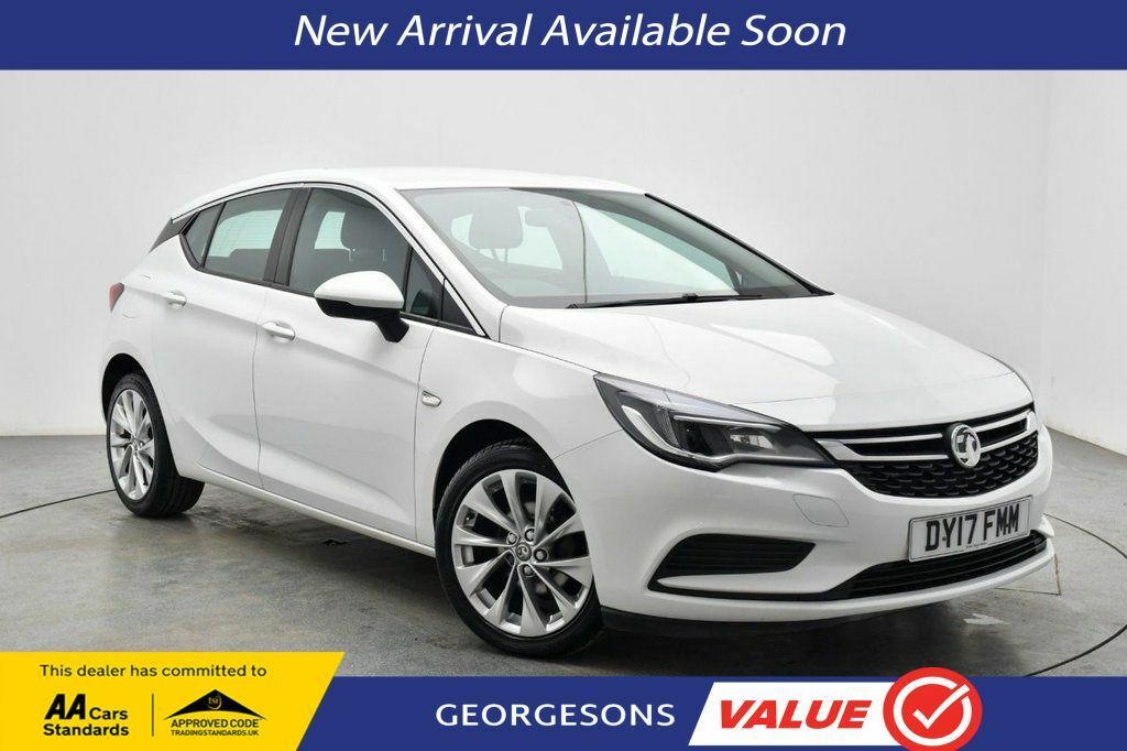 Vauxhall Astra Turbo Tech Line Hatchback White