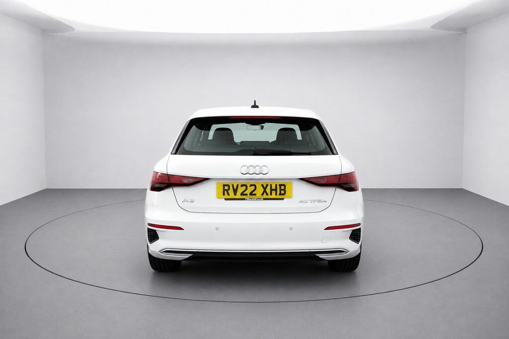 Audi A3 Tfsie 40 Sport Sportback White #4