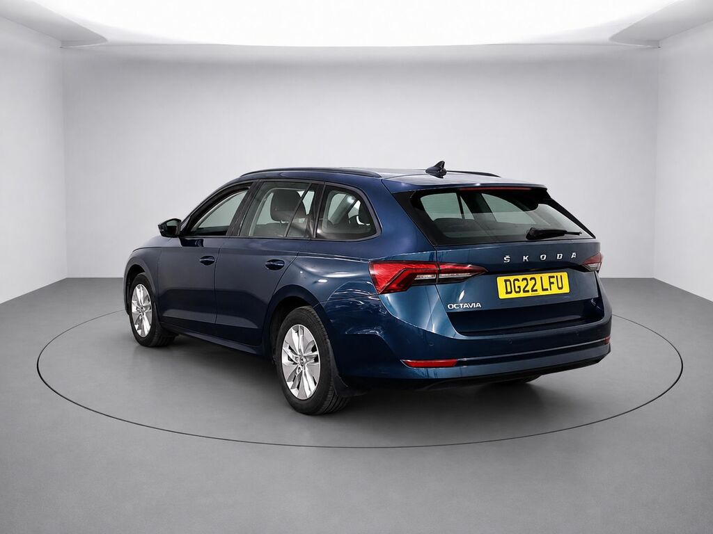 Skoda Octavia Tdi Se Technology Estate Blue #3