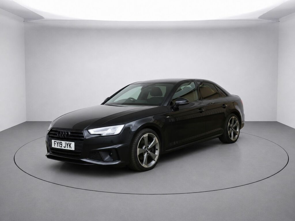 Audi A4 Tfsi 35 Black Edition Black #4