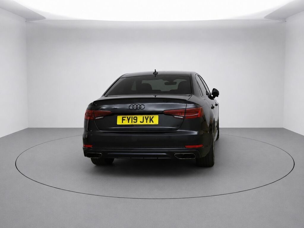 Audi A4 Tfsi 35 Black Edition Black #2