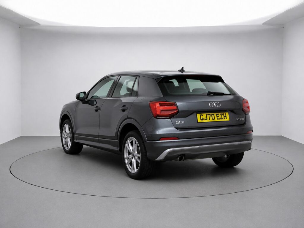 Audi Q2 Tfsi 30 S Line Grey #2
