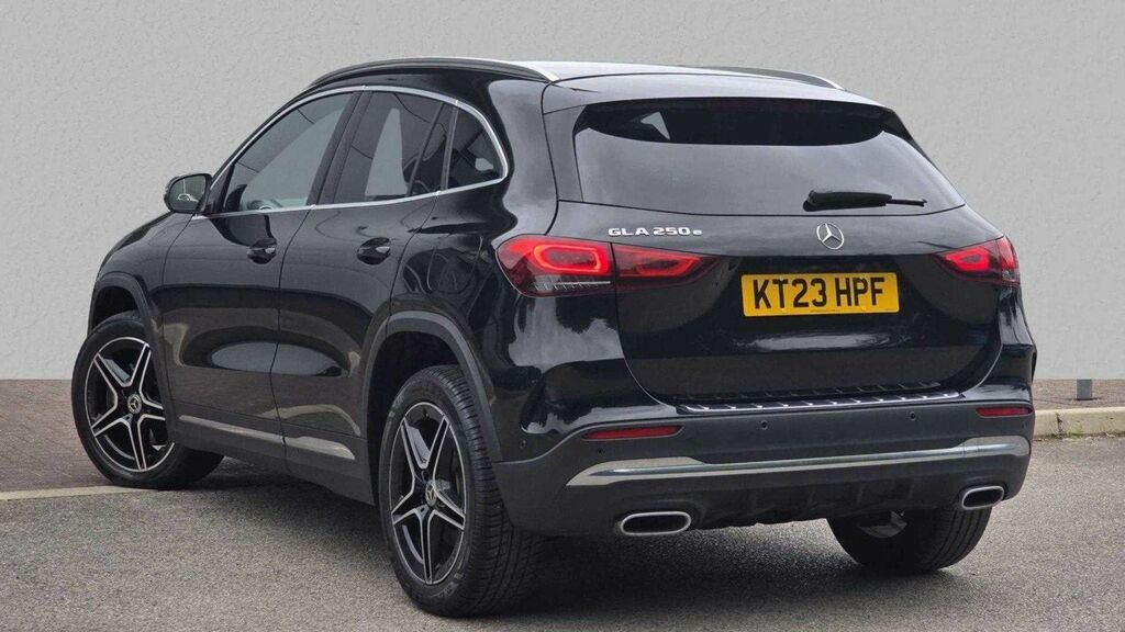 Mercedes-Benz GLA Class Gla250e 15.6Kwh Amg Line Black