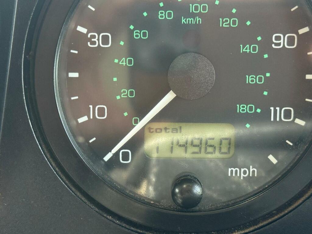 Land Rover Defender 90 2.5 90 Td5 County Station Wagon 120 Bhp Black #30