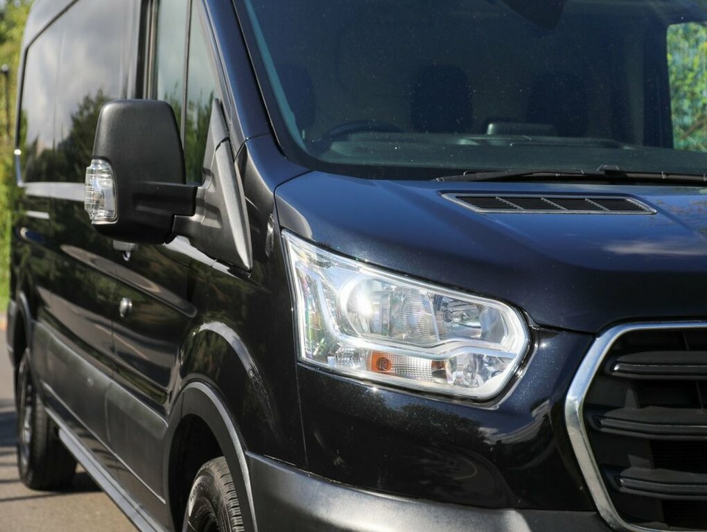 Ford Transit Custom 2L Trend Black #4