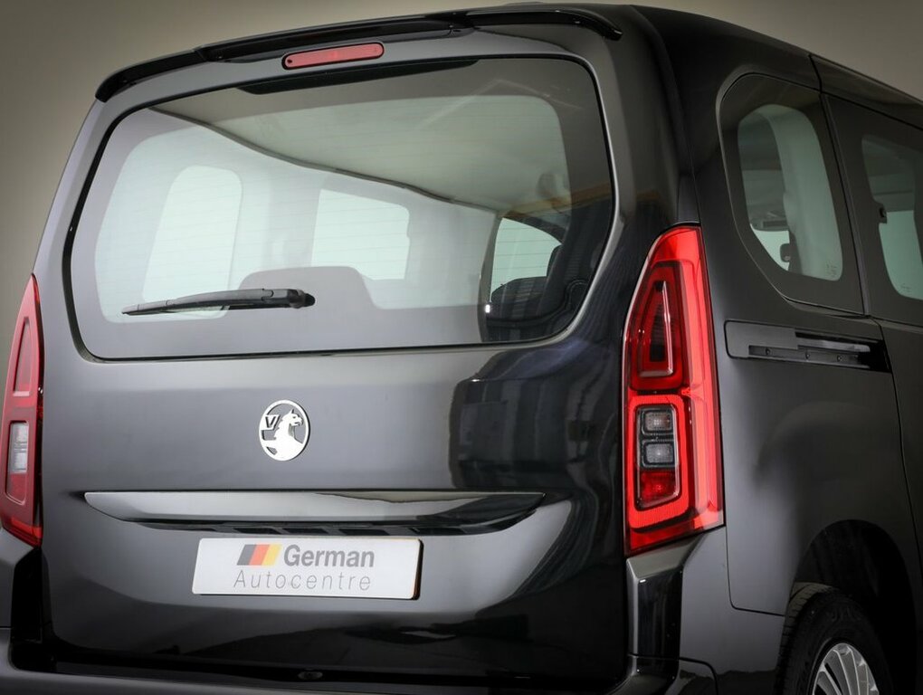 Vauxhall Combo-e Life Mpv Black #3