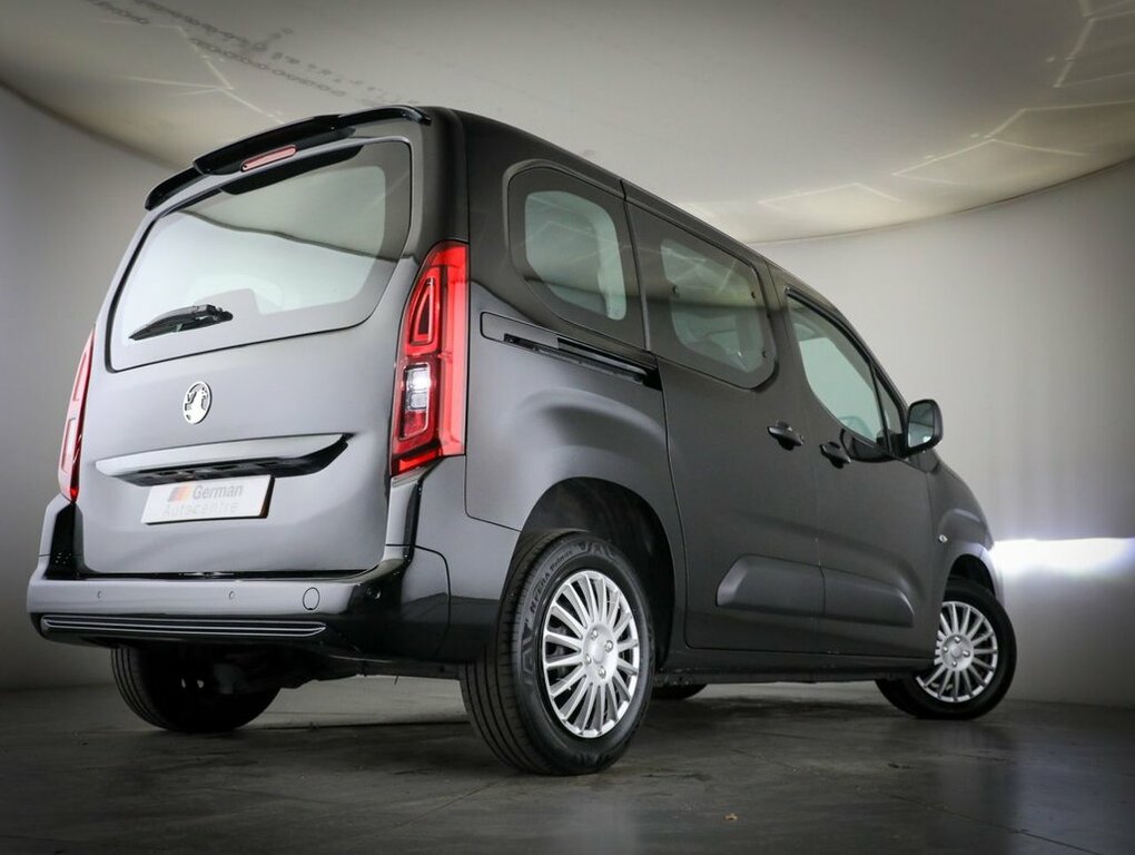 Vauxhall Combo-e Life Mpv Black #6