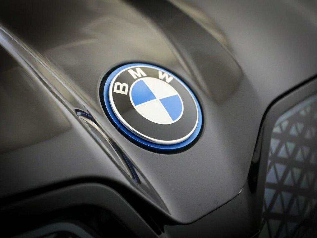 BMW iX 240Kw Xdrive40 M Sport 76.6Kwh Black #12