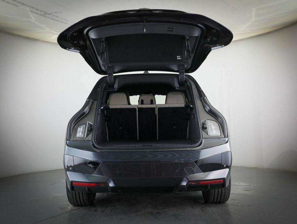 BMW iX 240Kw Xdrive40 M Sport 76.6Kwh Black #21