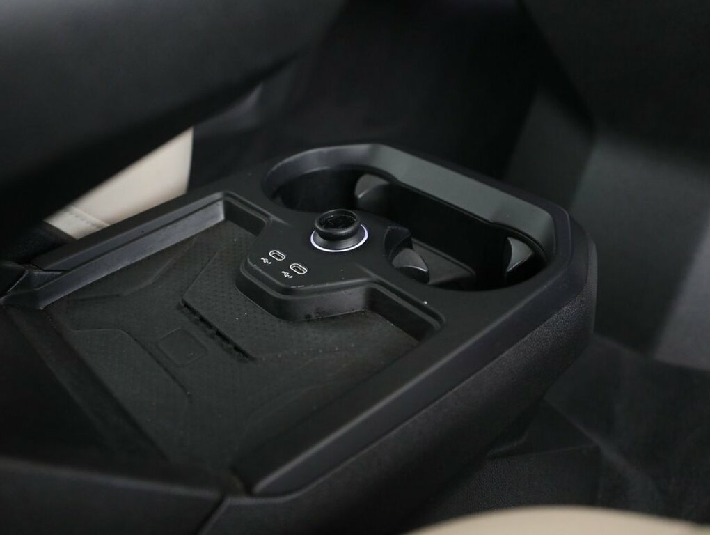BMW iX 240Kw Xdrive40 M Sport 76.6Kwh Black #44