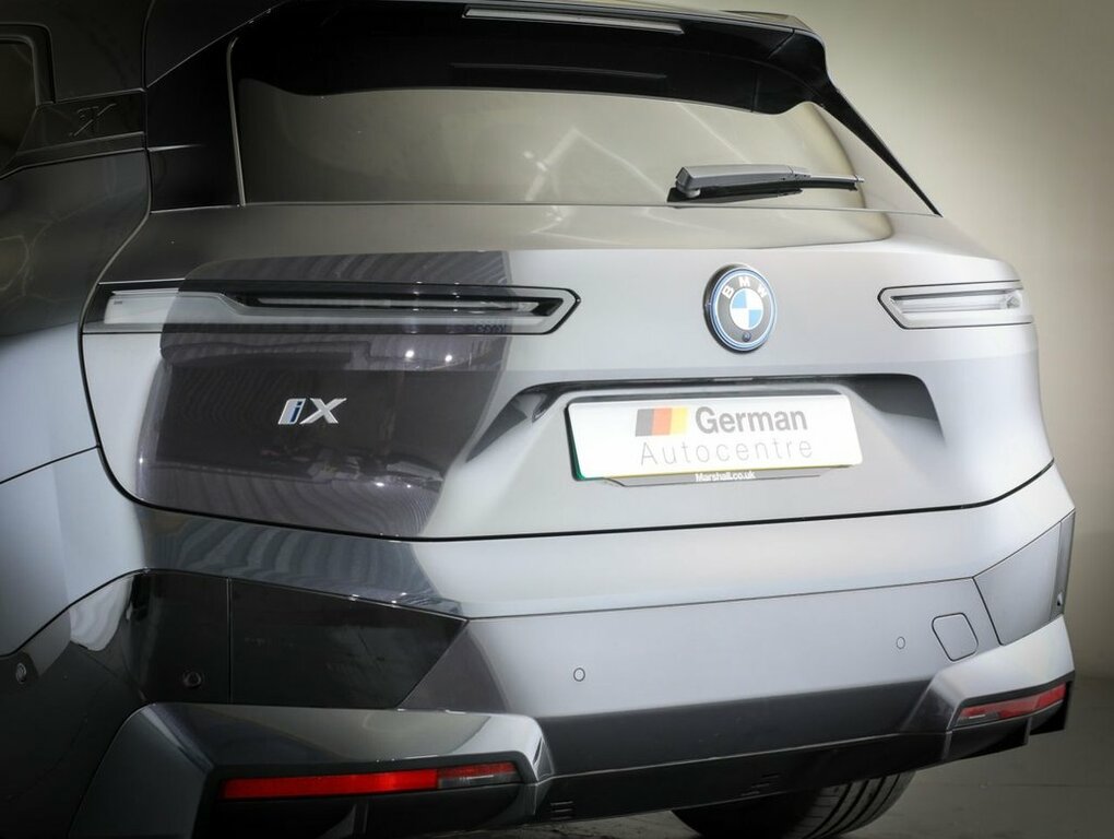 BMW iX 240Kw Xdrive40 M Sport 76.6Kwh Black #18