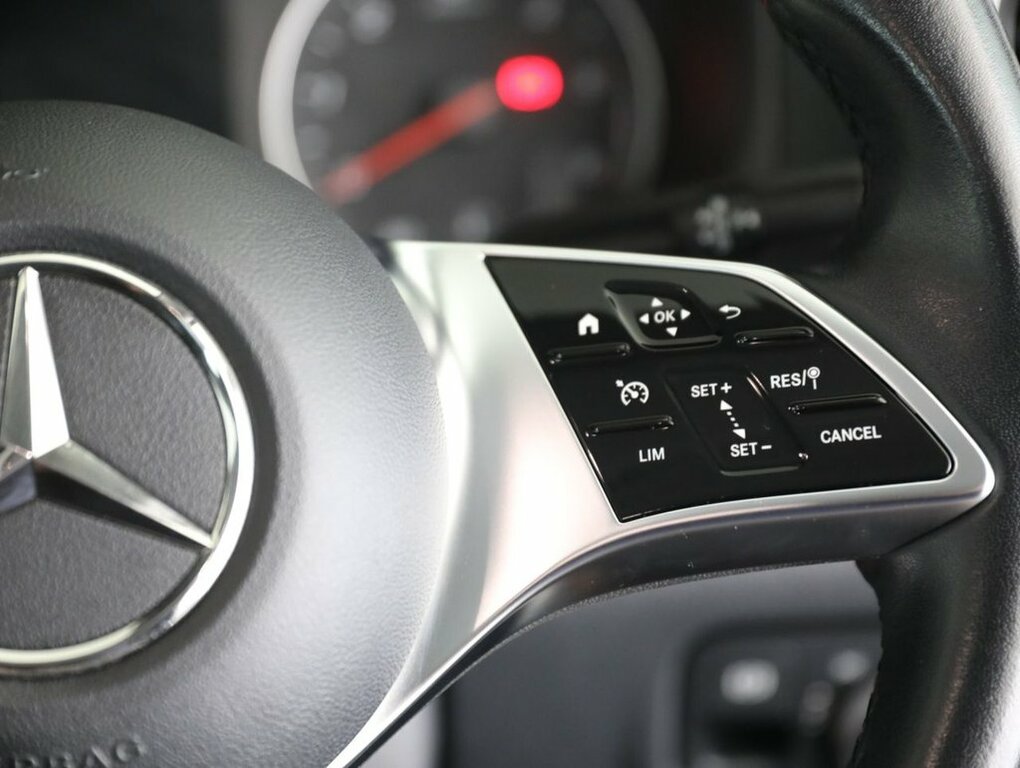 Mercedes-Benz Vito 119Cdi Select Crew Van 9G-tronic Silver #39