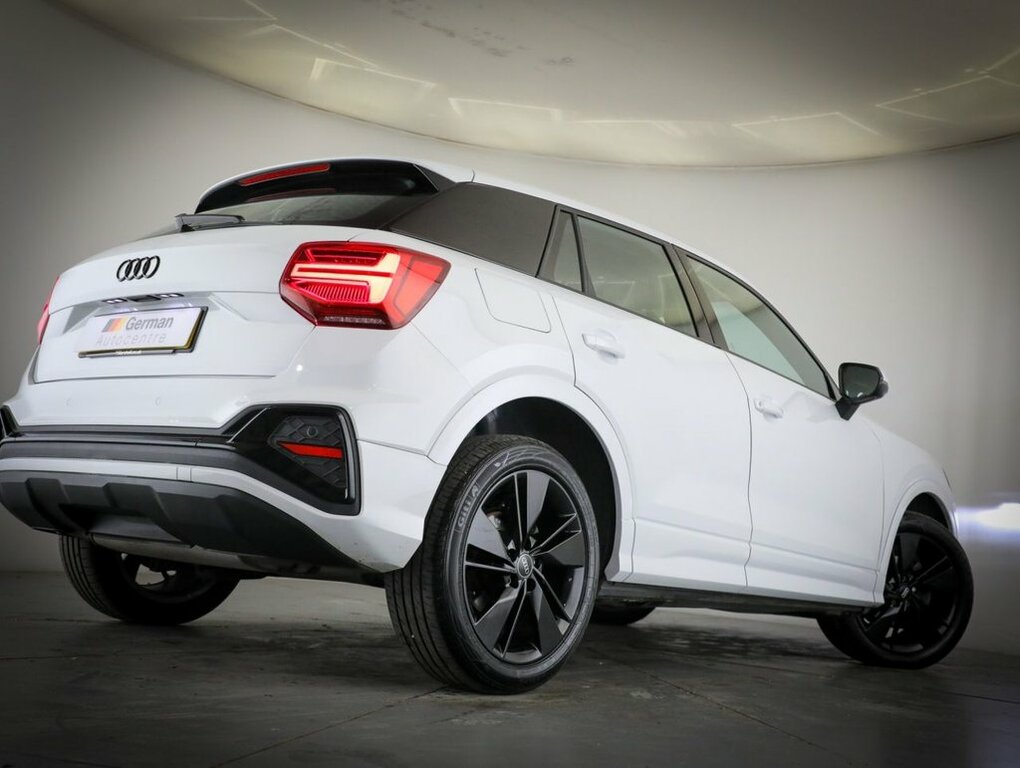 Audi Q2 1.5L S Line White #6