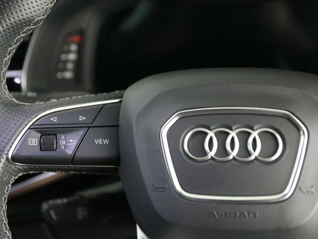 Audi Q7 3.0 Tfsie V6 55 Sport Suv Plug In Hybri Black #21
