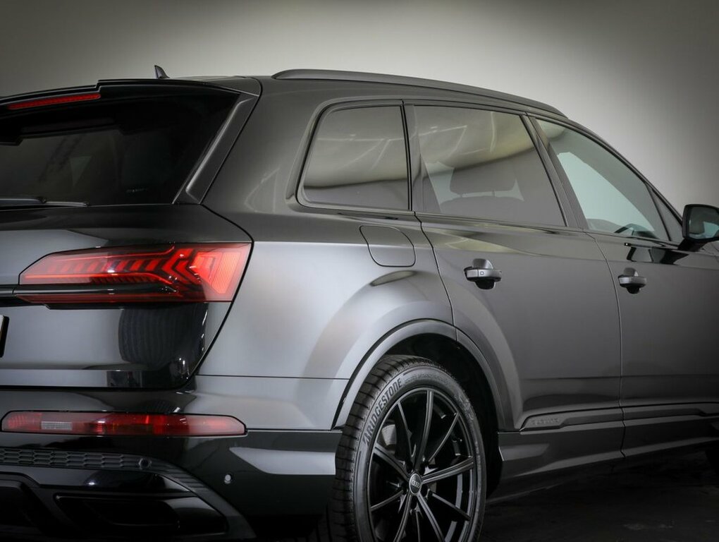 Audi Q7 3.0 Tfsie V6 55 Sport Suv Plug In Hybri Black #7