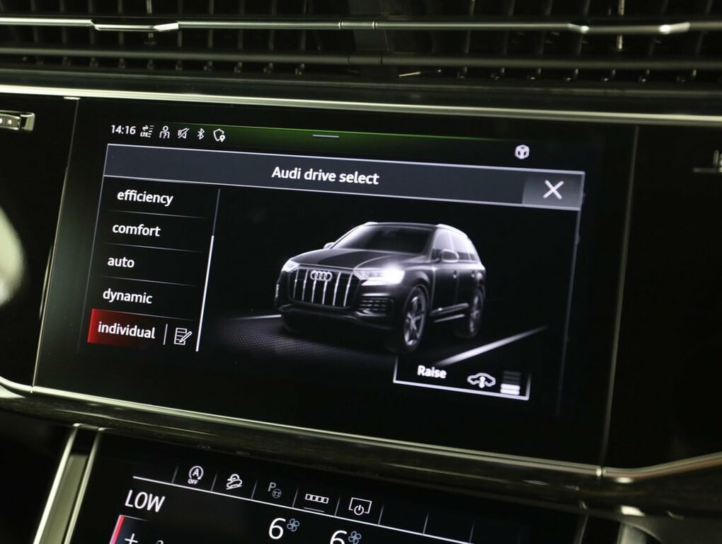 Audi Q7 3.0 Tfsie V6 55 Sport Suv Plug In Hybri Black #35
