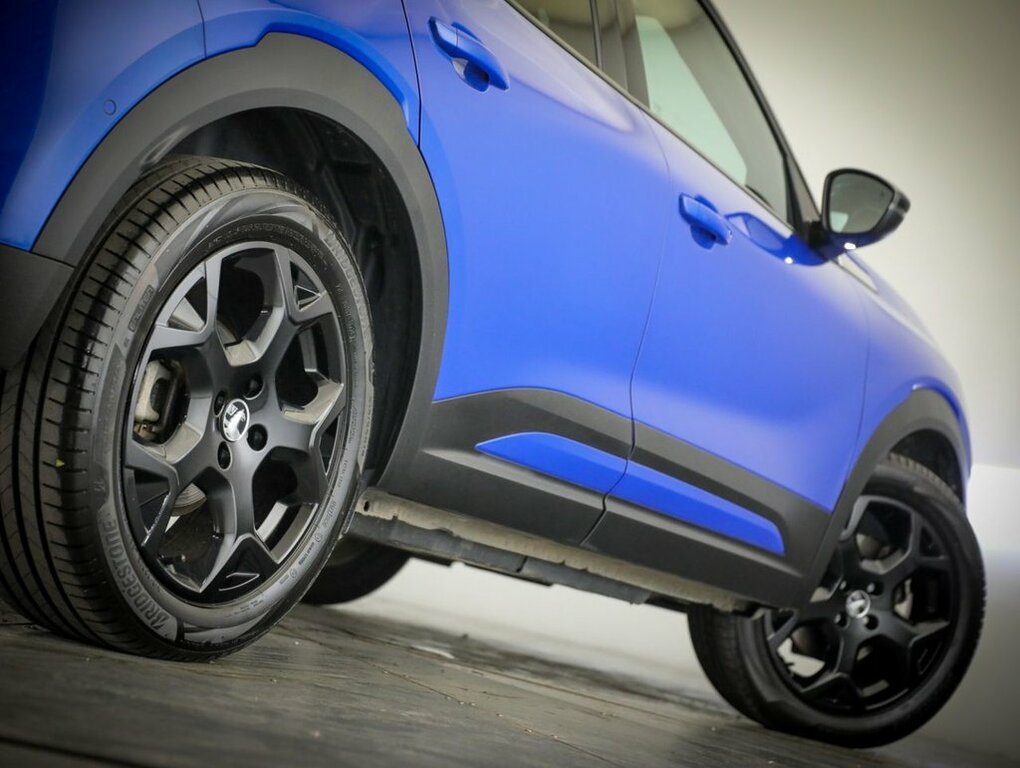 Vauxhall Mokka-e Suv YG23FMJ Blue #6