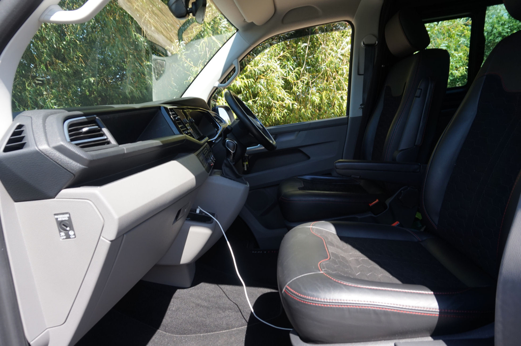 Volkswagen Transporter Sportline Lwb L2h1 #21