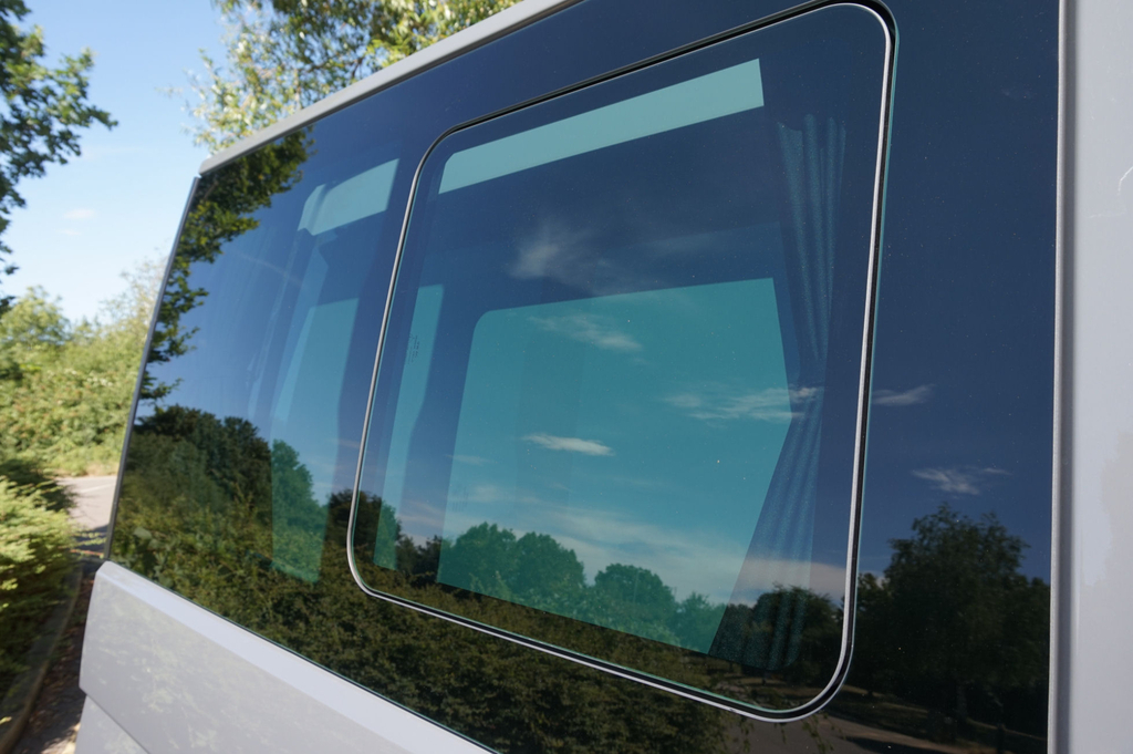Volkswagen Transporter Sportline Lwb L2h1 #17