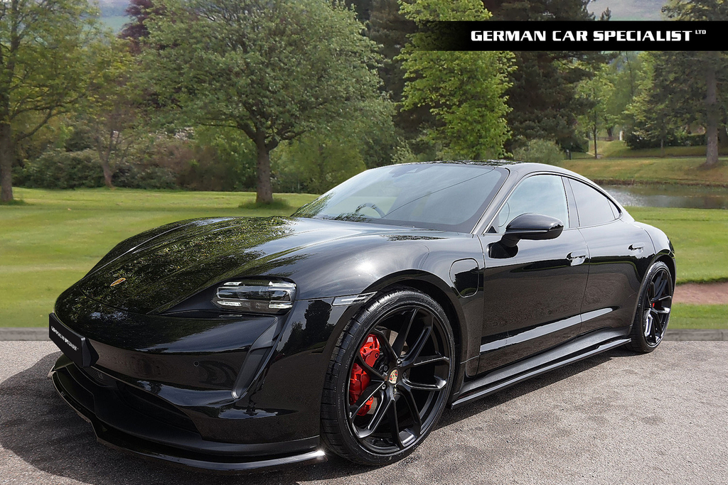 Porsche Taycan Saloon Black #4