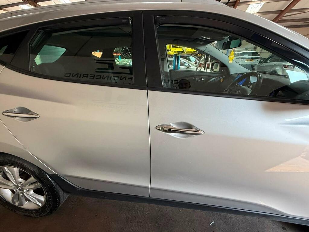 Hyundai Ix35 1.7 Crdi Premium Euro 5 Ss Silver #15