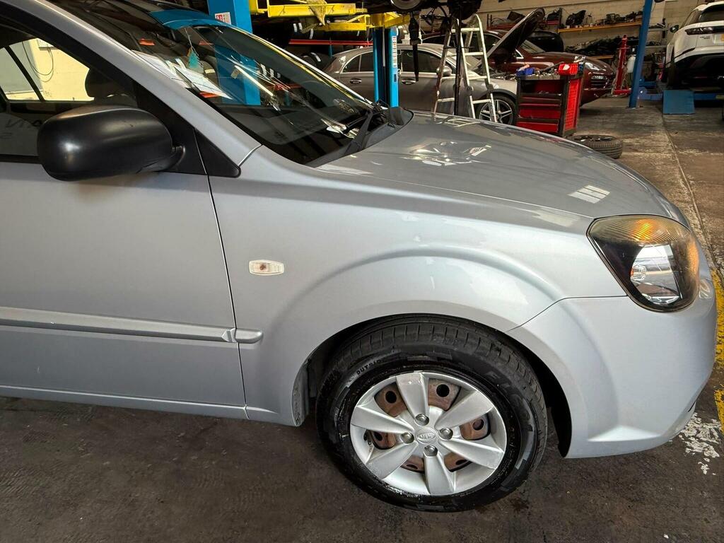 Kia RIO 2010 1.4 Strike 96 Bhp Mot Service Warranty Ser Black #19