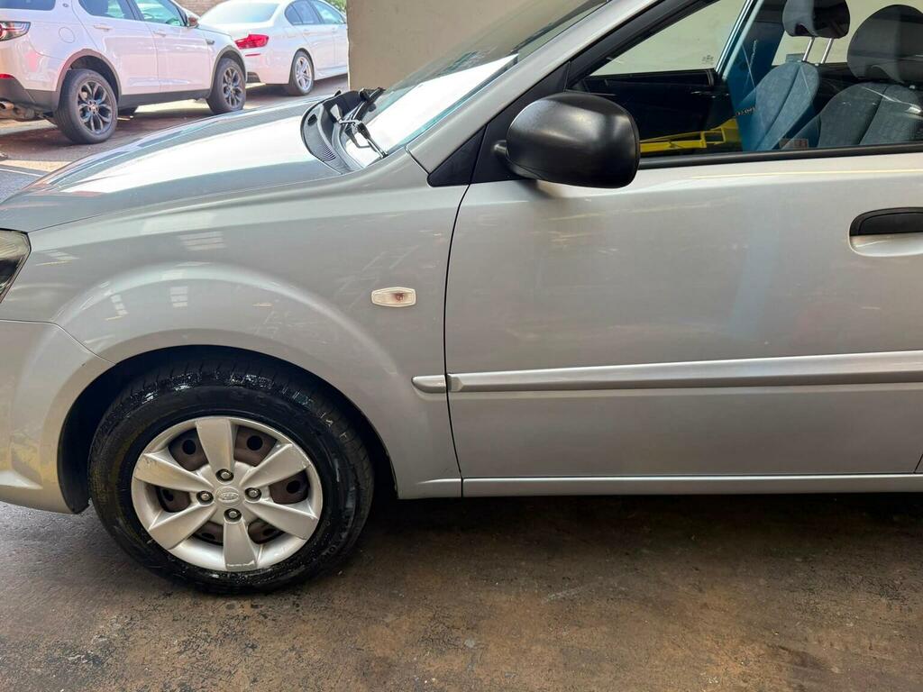 Kia RIO 2010 1.4 Strike 96 Bhp Mot Service Warranty Ser Black #8
