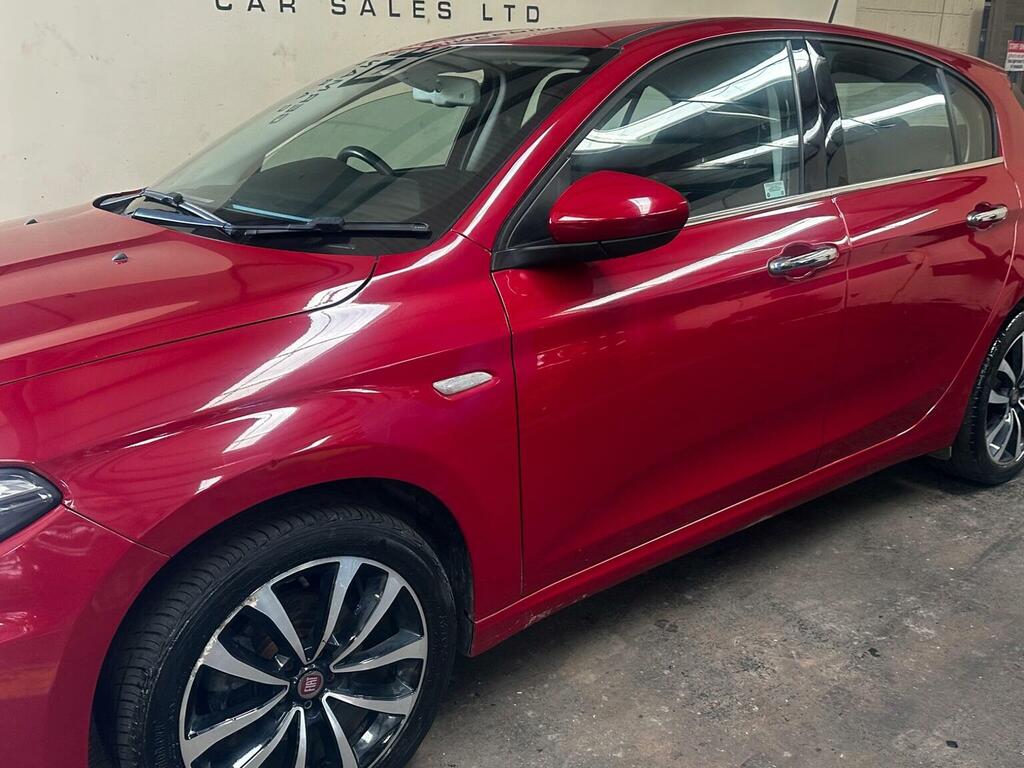 Fiat Tipo 1.6 Multijetii Lounge Euro 6 Ss Red #3