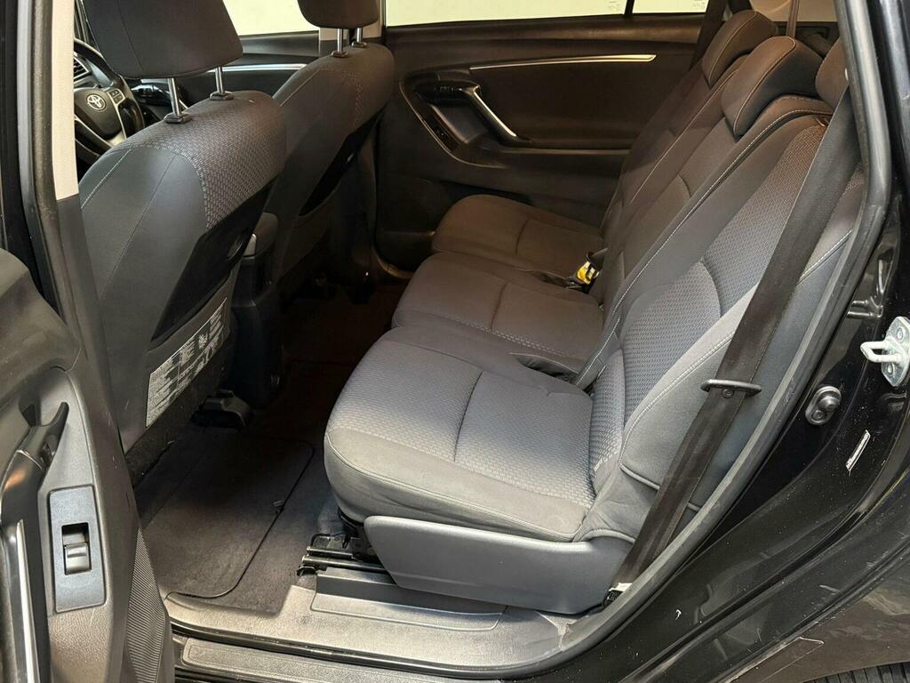 Toyota Verso 1.8 Valvematic Icon 145 Bhp Grey #23