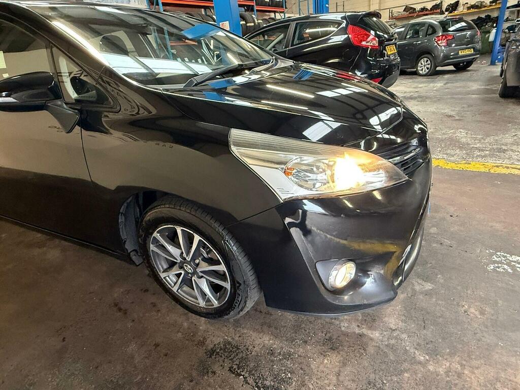 Toyota Verso 1.8 Valvematic Icon 145 Bhp Grey #14