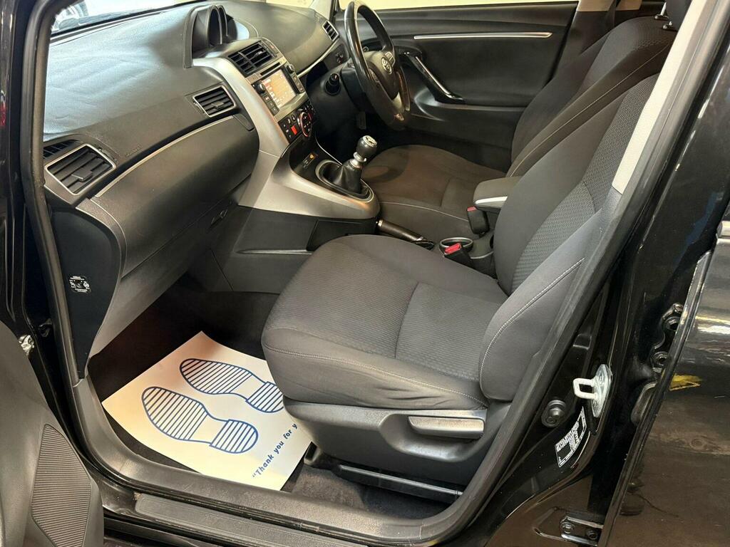 Toyota Verso 1.8 Valvematic Icon 145 Bhp Grey #28