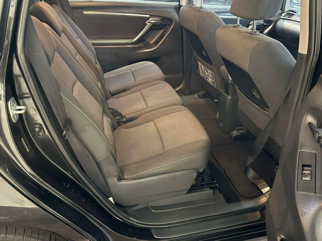 Toyota Verso 1.8 Valvematic Icon 145 Bhp Grey #22