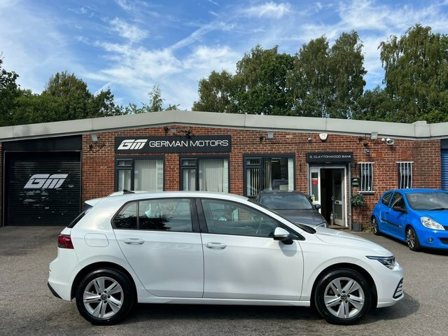 Volkswagen Golf 1.0 Tsi Life Hatchback White #4