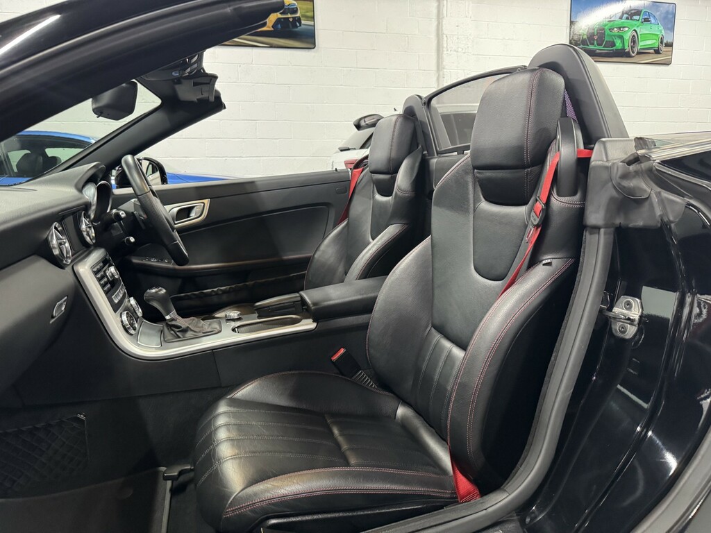 Mercedes-Benz SLK 2.1 Slk250 Cdi Amg Sport Black