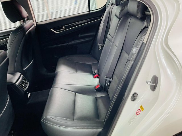 Lexus GS 250 V6 Luxury Saloon White #5