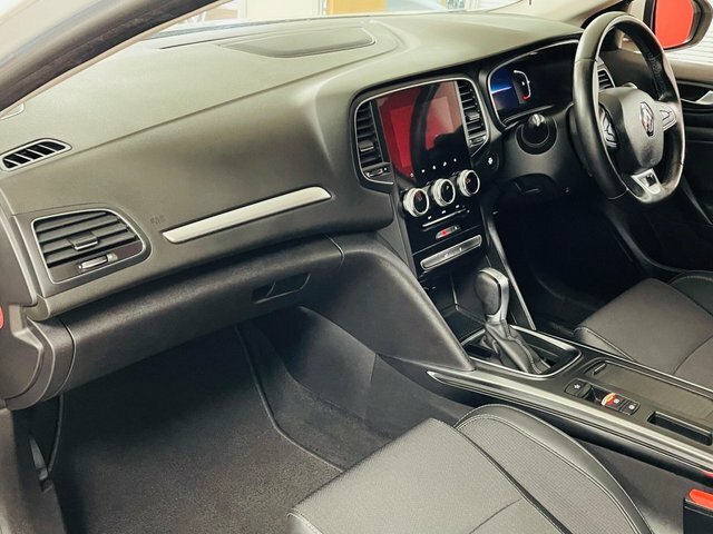Renault Megane Blue Dci Iconic Sport White #5