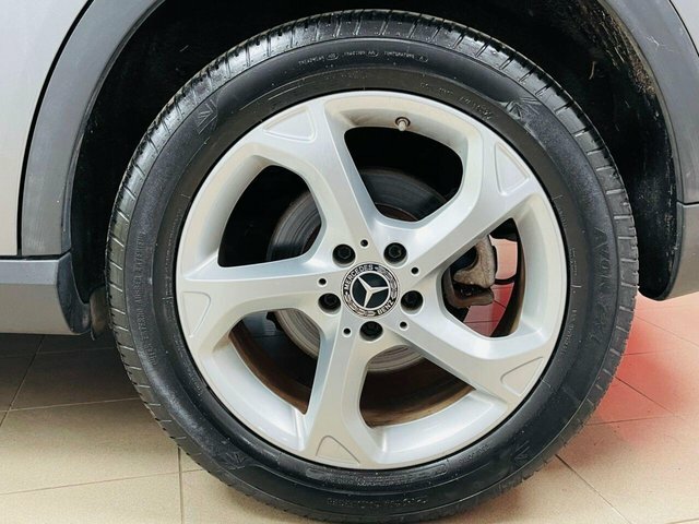 Mercedes-Benz GLA Class Gla200d Sport Premium Plus Grey #4