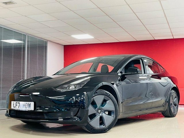 Tesla Model 3 Range Plus Saloon Black