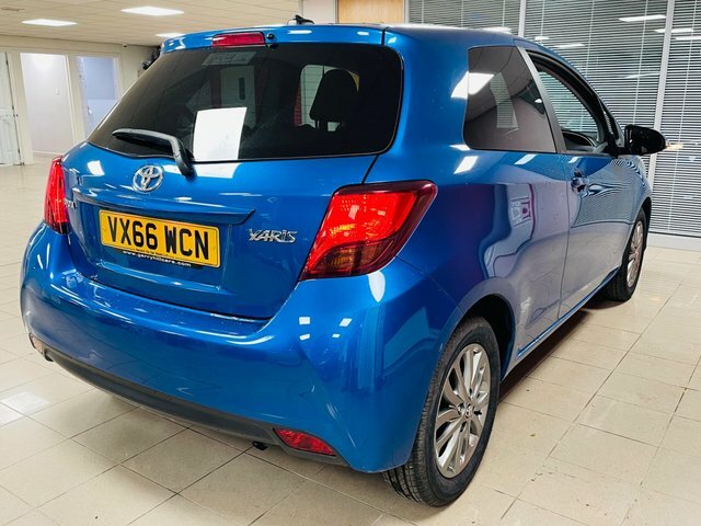 Toyota Yaris Silver #24
