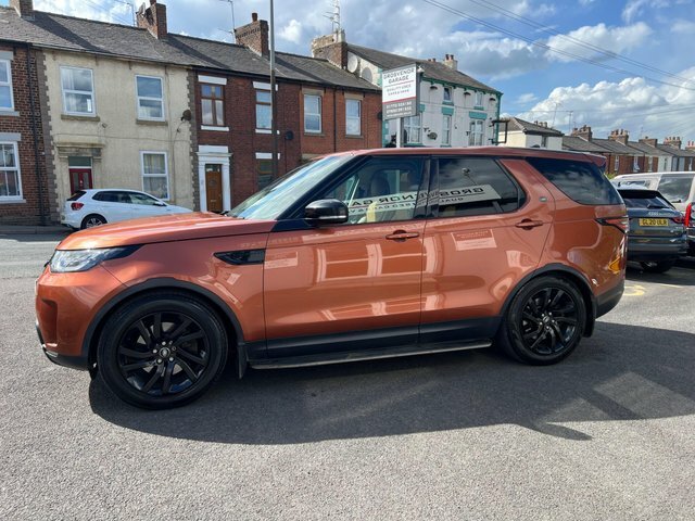 Land Rover Discovery 2017 3.0 Td V6 Hse 4Wd Euro 6 Ss PG17KXN Orange #3