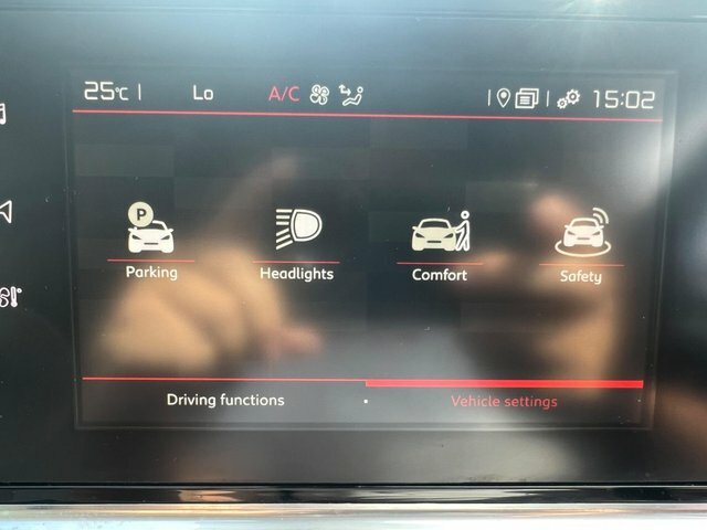 Citroen C4 Cactus 1.5 Bluehdi Flair 2018 Green #35