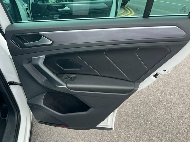 Volkswagen Tiguan Se Navigation Grey #31