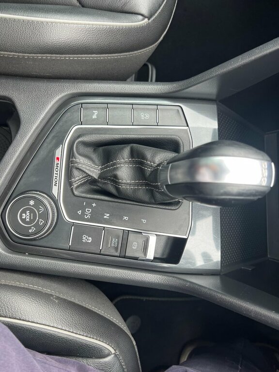 Volkswagen Tiguan Se Navigation Grey #35