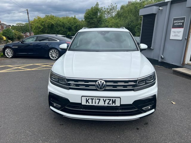 Volkswagen Tiguan 2017 2.0 Tdi Bluemotion Tech R-line Dsg 4Motion Eu White #2